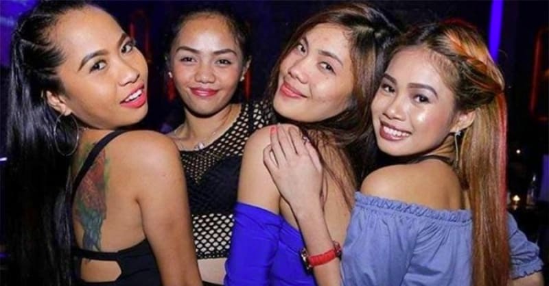4 filipino women smiling