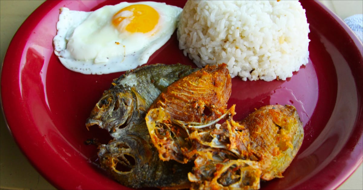 Filipino Dangsilog - dried rabbitfish breakfast