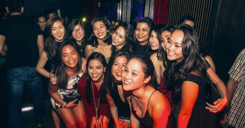 Manila girls out partying